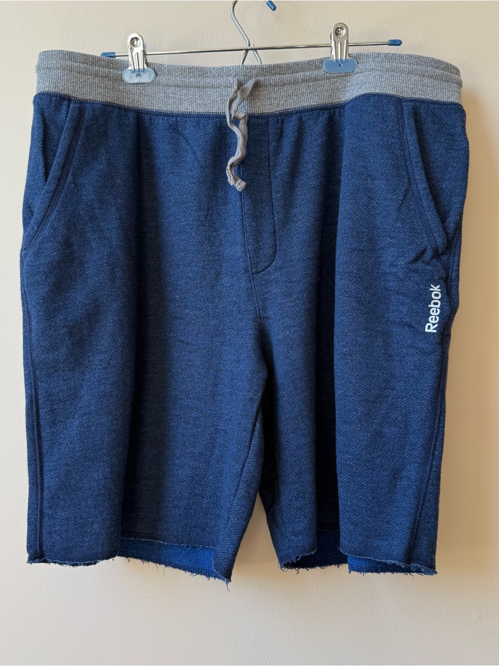 Reebok French Terry Knit Shorts Men’s Size XXL Navy and Gray Drawstring Raw Hem